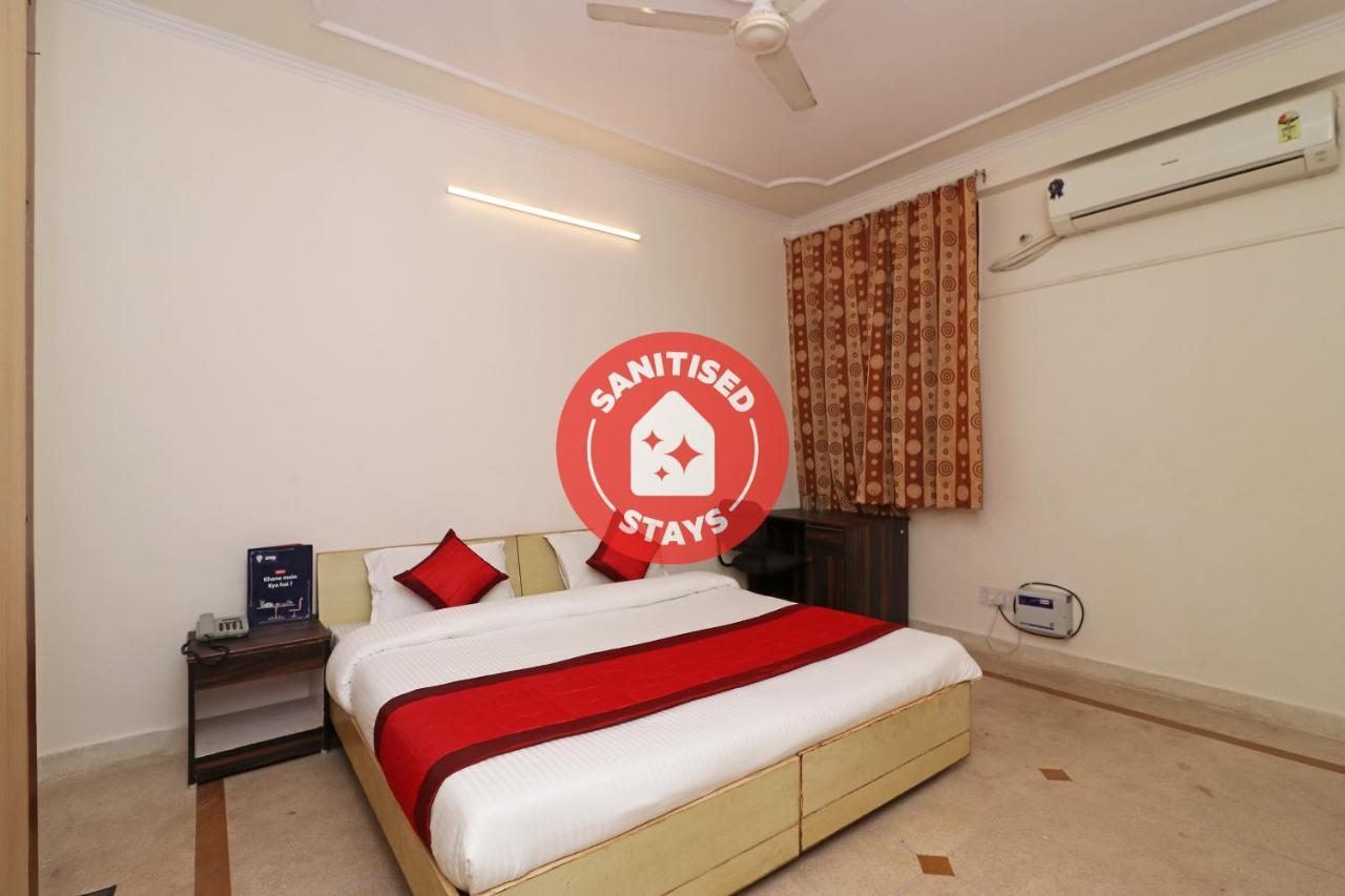 Oyo 11452 Golden Castle Lodge Indirapuram Exterior photo